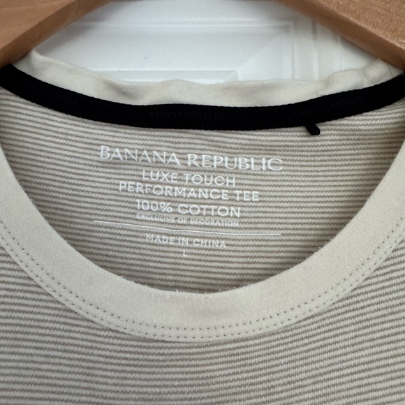 Banana Republic men’s beige stripe LUXE cotton PERFORMANCE T-shirt top large - Picture 2 of 5